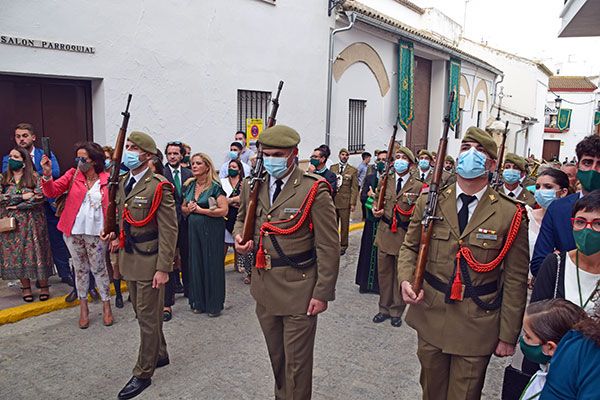 En un otoño primaveral de octubre, María Santísima de las Angustias paseó por Alcalá del Río, por su boda de Oro de su coronación canónica - 2, Foto 2