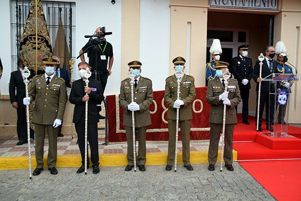 En un otoño primaveral de octubre, María Santísima de las Angustias paseó por Alcalá del Río, por su boda de Oro de su coronación canónica - 4, Foto 4