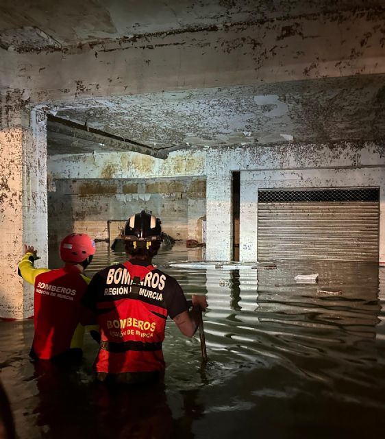 Operarios de limpieza se incorporan al dispositivo de ayuda desplazado a Valencia - 3, Foto 3