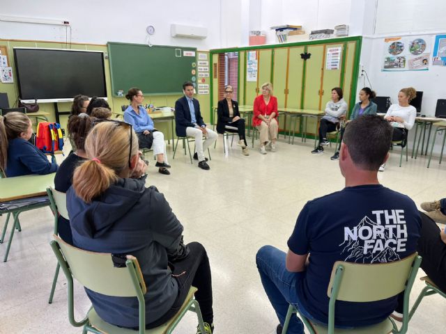 El Gobierno local lleva el servicio de comedor al CEIP Campo de Molina de El Fenazar el próximo curso escolar - 1, Foto 1