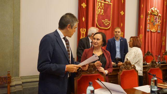 MC: Arroyo confiesa que aprobó los presupuestos de 2025 de forma precipitada y sin rigor - 1, Foto 1