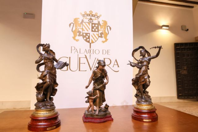 Tres esculturas, dos del francés Augustin Moreau-Vauthier, se incorporan a la Casa de Guevara tras pasar por el Taller de Restauración Municipal - 1, Foto 1