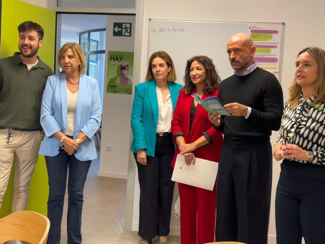 De los Santos denuncia que el fiscal general está al servicio del Ejecutivo, señala que Torres está implicado en la trama e insta a Sánchez a devolver la palabra a los españoles - 1, Foto 1