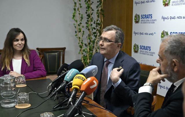 El alcalde recibe la insignia de oro del Sindicato Central de Regantes del Acueducto Tajo-Segura - 3, Foto 3