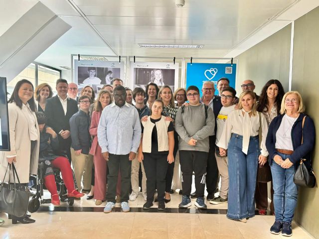 Más de 1.000 personas cuidadoras han recibido apoyo de la Comunidad en 2025 en la Región - 2, Foto 2