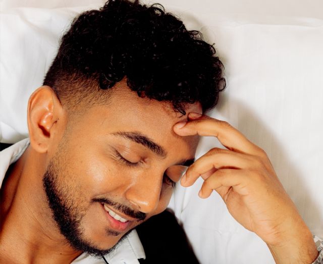 El cantautor colombiano Romix presenta Enamórate, una joya salsera inspirada en los 90´s - 3, Foto 3