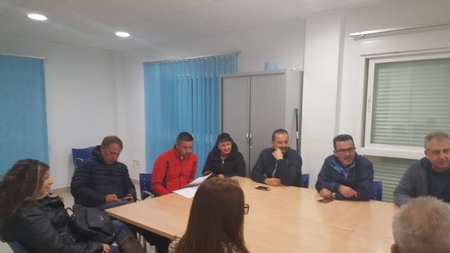 Reunión con vecinos de La Paca, Foto 1