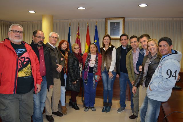 Representantes del proyecto UNESCO de Educación Indígena en Paraguay visitan Águilas - 1, Foto 1