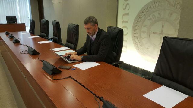 Podemos considera un disparate el calendario presupuestario, pensado por el PP para que su tramitación sea previa a la previsible imputación del presidente - 1, Foto 1