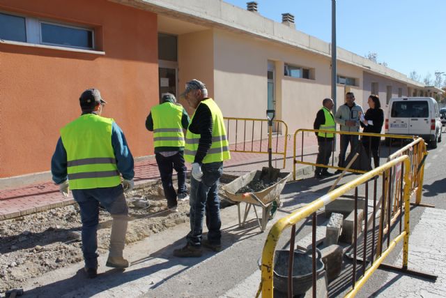 Contratación de personas desempleadas dentro del Programa de Empleo Público Local - 1, Foto 1