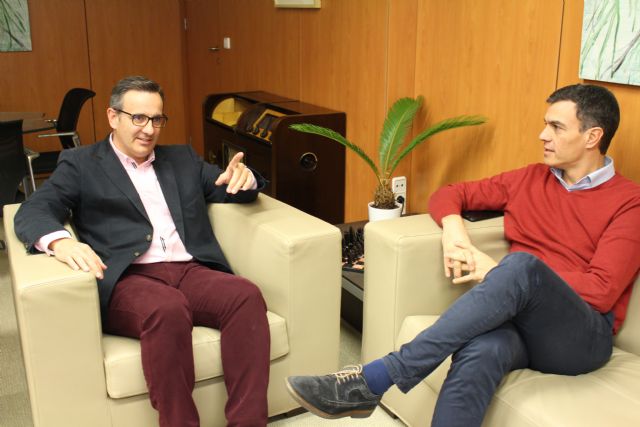 Conesa le traslada a  Pedro Sánchez los retos de la Región de Murcia en financiación, educación y especialmente, de agua - 1, Foto 1