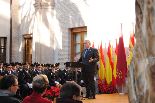 Bernabé reclama un consenso amplio de todas las fuerzas políticas para abordar cualquier reforma de la Constitución - 1, Foto 1