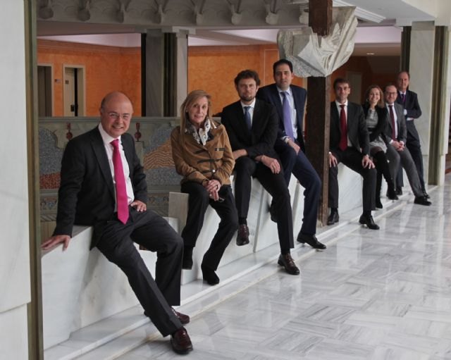 El Gobierno regional apuesta por el empleo público, la administración electrónica y la reducción de impuestos - 1, Foto 1