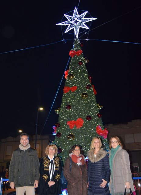 El encendido de luces da por iniciada la Navidad en Las Torres de Cotillas - 5, Foto 5