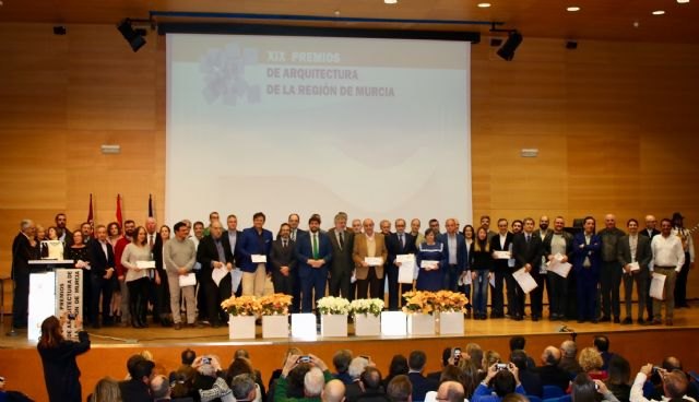 López Miras: Tenemos muchas y buenas razones para sentirnos orgullosos de la arquitectura que se hace en la Región - 1, Foto 1
