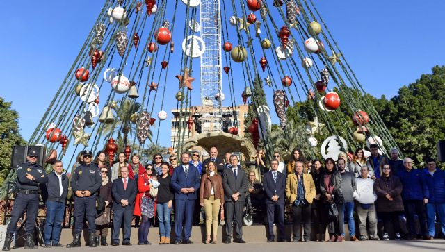 El primer Día Solidario del Árbol de Navidad reunirá a 30 entidades sociales y tendrá como broche de oro el Christmas Rock - 1, Foto 1