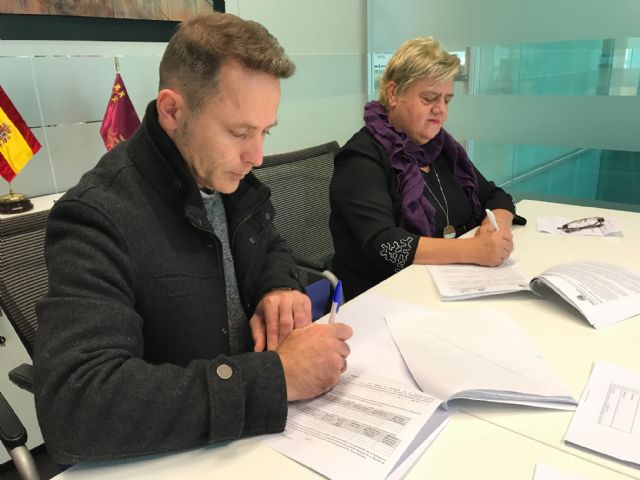El Ayuntamiento de Torre Pacheco y FANDIF/COCEMFE-MURCIA firman Convenio de Colaboración - 5, Foto 5