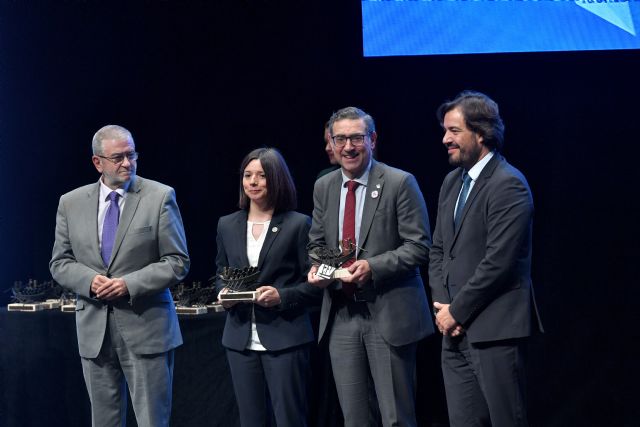 UCOMUR da el premio Arco Iris a la UMU por su compromiso con los Objetivos de Desarrollo Sostenible - 1, Foto 1