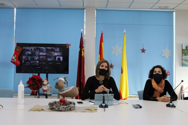 La Alcaldesa de Archena reúne a más de 300 alumnos del municipio con motivo del día de la Constitución - 1, Foto 1