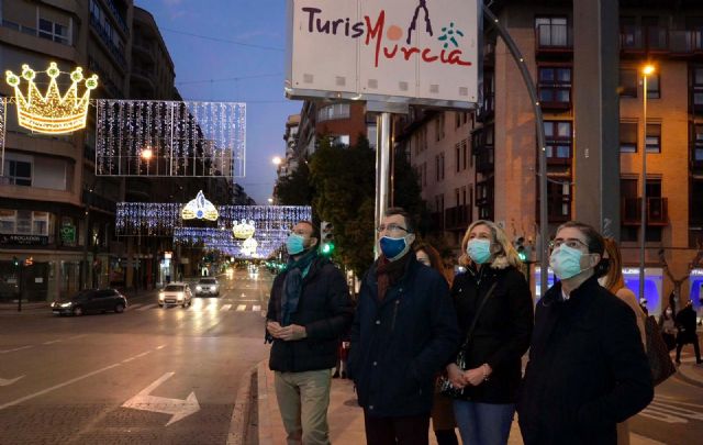 La Navidad ya brilla en la Gran Vía - 5, Foto 5