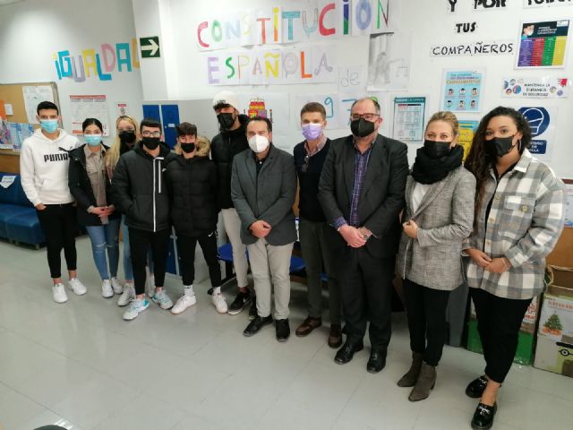 El centro de FP La Salceda celebra el aniversario de la Constitución con una charla - 3, Foto 3