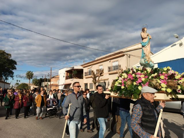 La Virgen de la Purísima del Esparragal recorre las calles de la pedanía acompañada por la Cuadrilla y cientos de vecinos - 3, Foto 3