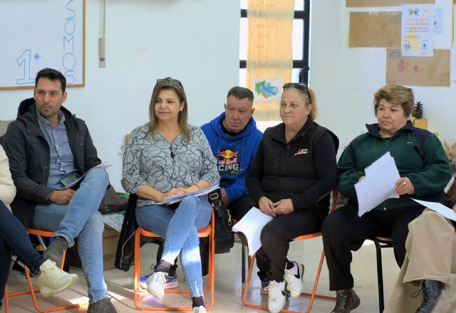 Un curso de lenguaje de signos para conmemorar el día de las personas con discapacidad - 4, Foto 4