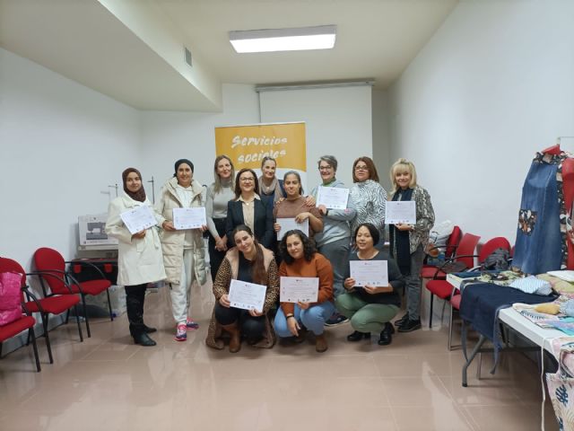 CLAUSURA PROYECTO DE EMPLEABILIDAD “CAMINA ENTRE TELAS” - 1, Foto 1