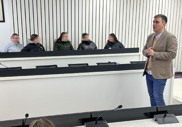 Los alumnos torreños conocen más de cerca la Constitución española - 1, Foto 1