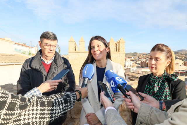 Afloran dos paños de la Torre 9 de la muralla tras el derribo de una edificación junto al Porche de San Antonio de Lorca - 3, Foto 3