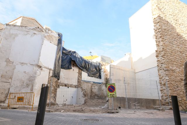 Afloran dos paños de la Torre 9 de la muralla tras el derribo de una edificación junto al Porche de San Antonio de Lorca - 4, Foto 4