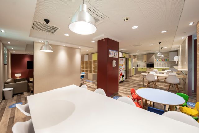 Esta Navidad SABIC entregará una cesta solidaria cuyos beneficios van destinados a la Sala Familiar Ronald McDonald del Hospital Universitario Virgen de la Arrixaca - 1, Foto 1