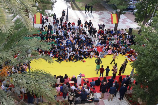 Más de 400 escolares celebran el 47 aniversario de la Constitución Española - 3, Foto 3