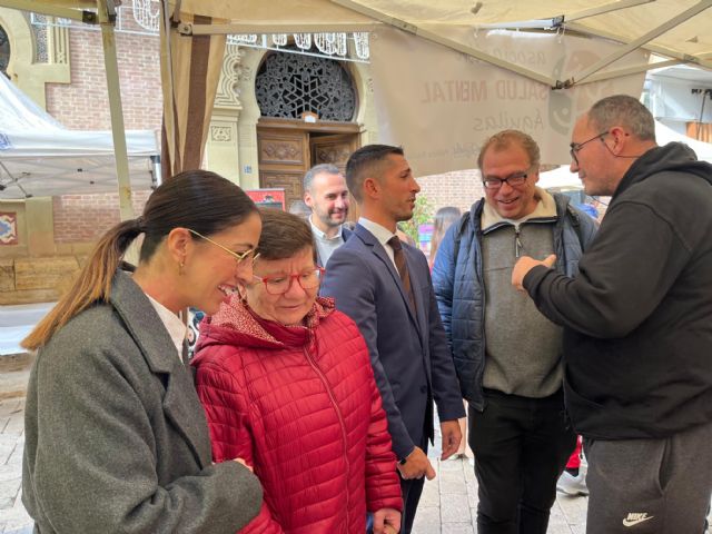 La Feria de Asociaciones Sociosanitarias cierra el programa de actividades con motivo del Día Internacional de las Personas con Discapacidad 2025 - 2, Foto 2