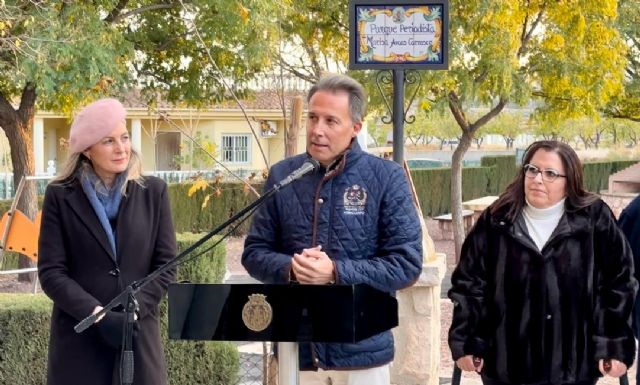 La periodista Marisa Arcas Carrasco da nombre al recientemente remodelado parque de Torrealvilla - 2, Foto 2