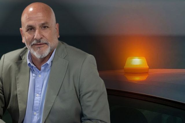 VOX solicita suspender la obligatoriedad de la baliza V16 de la DGT - 1, Foto 1