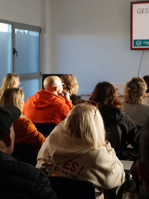 Bullas refuerza la formación sobre el Control de Colonias Felinas con una sesión especializada para alimentadores acreditados - 3, Foto 3