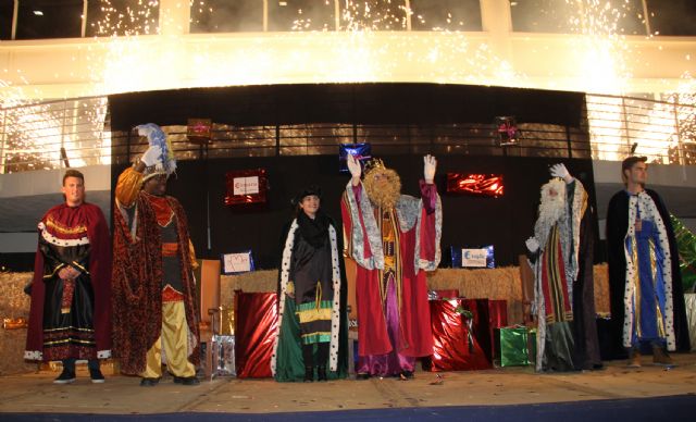 Los Reyes Magos de Oriente visitaron Puerto Lumbreras - 2, Foto 2