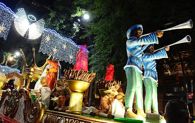 70.000 personas disfrutan de la Cabalgata de los Reyes Magos en Murcia - 1, Foto 1