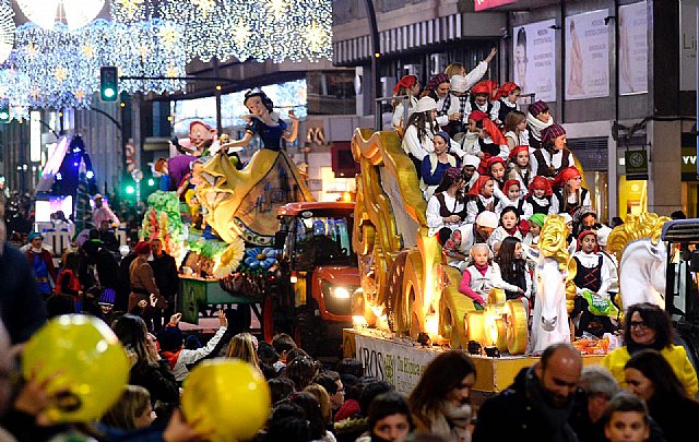 70.000 personas disfrutan de la Cabalgata de los Reyes Magos en Murcia - 3, Foto 3