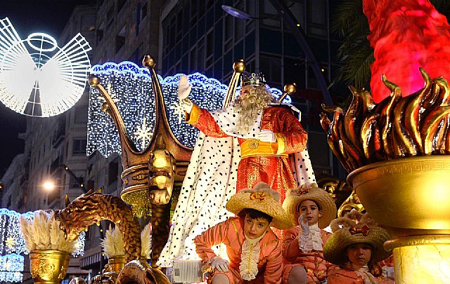 70.000 personas disfrutan de la Cabalgata de los Reyes Magos en Murcia - 4, Foto 4