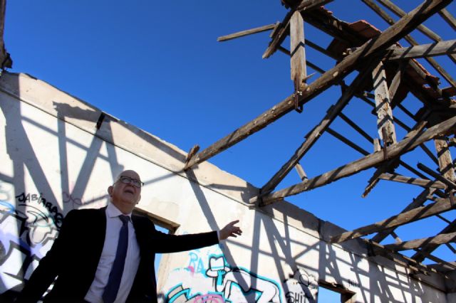 Cs reclama al PSOE que pase de las palabras a los hechos y avale la demolición de la antigua depuradora de Barrio Peral - 1, Foto 1