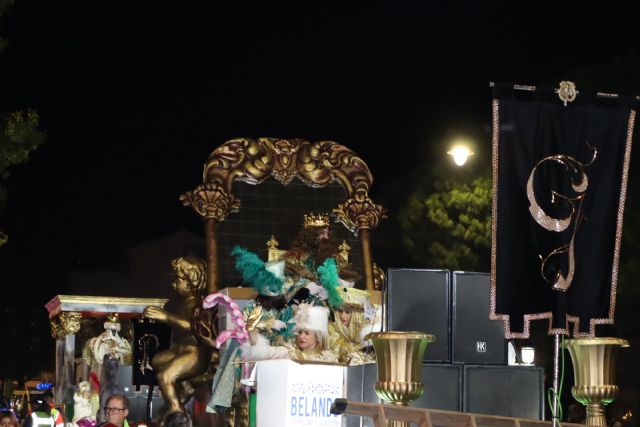 El desembarco de los Reyes Magos en San Pedro del Pinatar llena de ilusión a miles de vecinos - 4, Foto 4