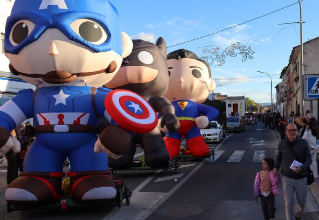 Melchor, Gaspar y Baltasar llenan de magia las calles torreñas con su tradicional Cabalgata - 2, Foto 2