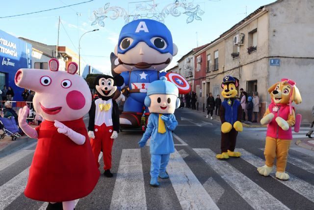 Melchor, Gaspar y Baltasar llenan de magia las calles torreñas con su tradicional Cabalgata - 3, Foto 3