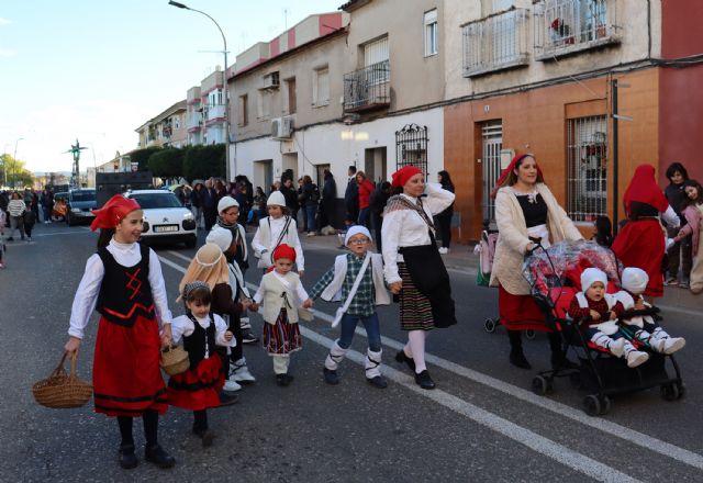 Melchor, Gaspar y Baltasar llenan de magia las calles torreñas con su tradicional Cabalgata - 4, Foto 4