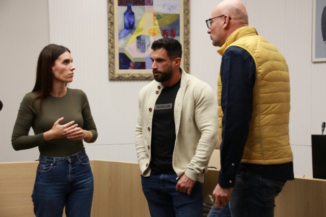 Alhama reconoce el mrito de Antonio Snchez, oro mundial en Classic bodybuilding, Foto 2