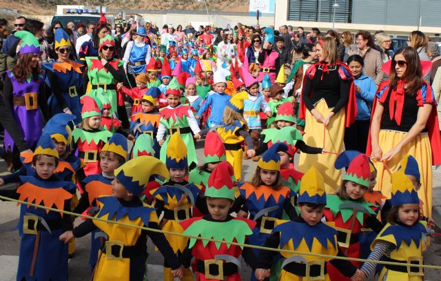 Más de un millar de escolares celebran las fiestas de Carnaval en los colegios de Puerto Lumbreras - 3, Foto 3