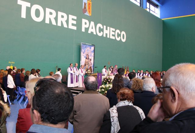 Mons. Lorca preside el funeral de los cinco jóvenes fallecidos en el accidente del sábado - 1, Foto 1
