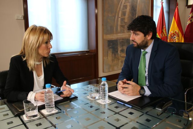 El presidente Fernando López Miras recibe a la alcaldesa de Campos del Río - 2, Foto 2